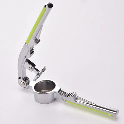 Stainless Steel Garlic Press with Peeler – Easy & Efficient