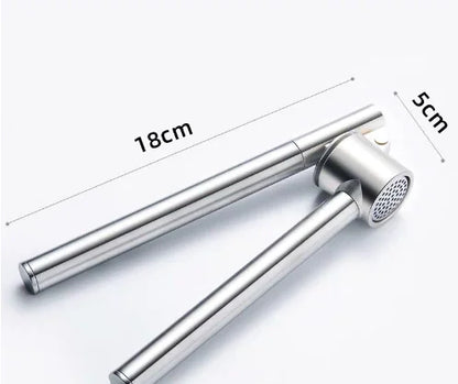 Stainless Steel Garlic Press with Peeler – Easy & Efficient